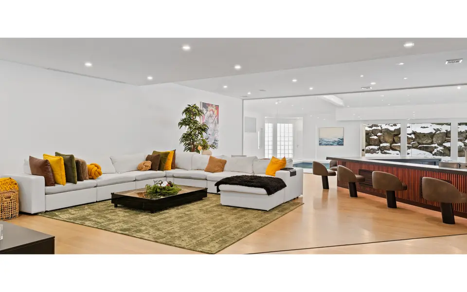 Luxury Real Estate Photography. NJ & Northeast.